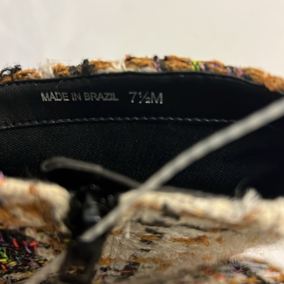 Gianni Bini Palmero Flannel Plaid Snip Toe Kitten Heel Booties - Picture 4 of 10